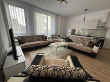 069 479 2 476 QERA APARTAMENT 2+1,BULEVARDI I RI