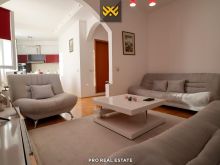 Banesë 52m² me #QIRA në Qendër