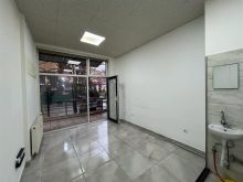 Lokal me qera në kalabri me sip 20m2  i përshtatshëm për biz