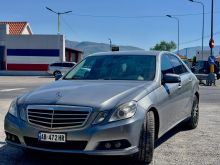 MERCEDES E CLASS 220