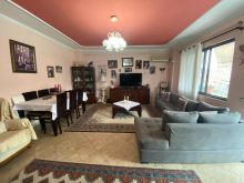 Apartament 3+1+2 për Shitje te Kompleksi Grand, Ish Tregu E