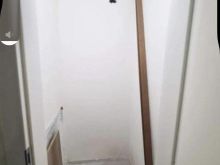 Banesë në shitje