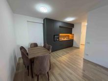 Banes e Reme Qira