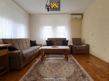 Kat shtëpie 80m² me #QIRA në Emshir