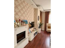 0697603180APARTAMENT 2+1 ME QIRA NE QENDER DURRES!