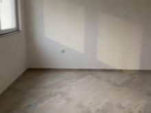Banesë (Zyrë) me qira në Ulpianë
