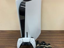 ps5 cd version + kontroller  + lojra instalume