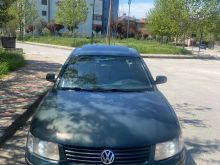 VW Pasat 1.9 i thjesht
