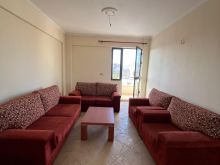 Shitet apartament 2+1