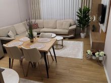 APARTAMENT ME QIRA 2+1+2 KRISTAL CENTER KOMUNA PARISIT
