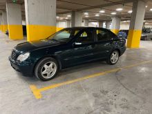 Shitet: Mercedes C220 CDI, viti 2003. Vetura osht ne gjendje