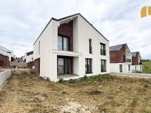 Shtëpi në SHITJE – 5 dhoma gjumi + 3.95 Ari TRUALL – Arbëri
