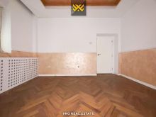 Zyrë 108m² me #QIRA në Qendër