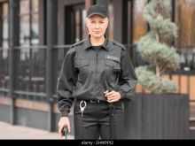 Major Security Ofrohen vend pune Punonjese Sherbimi (Femer)