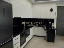 0677157705 Apartament 1+1 Me Qira në Plazh Hekurudha, 50m La