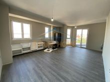 0683487469 Shitet, Apartament 3+1+2, Komuna e Parisit, Tiran