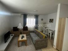 0692709564Shitet Apartament 2+2+2 ballkone -Vila Zogut, Durr