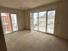 Rana e Hedhur ,apartament 1+1 pamje deti