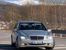 Shitet/Nderrohet C-class 203 2006 220 nafte