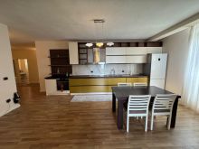 Jepet me qera apartament 3+1+2