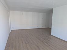 Banesë në Shitje në Lagjen Prishtina e Re
