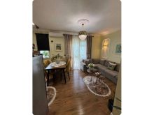 0697603180Apartament 1+1 me qera tek Muzeumi i Deshmoreve ,
