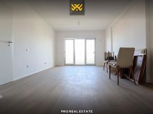 Banesë / Zyrë 90m² me #QIRA në Dragodan