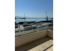 +355694812568 Apartament 2+1 me Qira tek Rruga e re e Portit