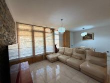 Shitet , Apartament 2+1+Garazh , 21 dhjetori , Tirane