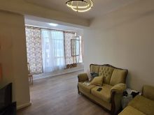 📌 SHITET APARTAMENT 2+1 NË ASTIR – PRANË BAR ARTISTI