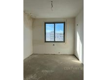 +355 68 439 4200 Apartament 2+1+2 në shitje në Durrës