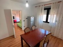 🏡 Jepet me qera apartament 3+1 pranë shkollës “2 Gjelat”