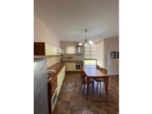 Jepet me qira apartament 2+1 prane Stadiumit Air albania