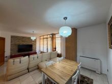 Shitet , Apartament 2+1+Garazh , 21 dhjetori , Tirane