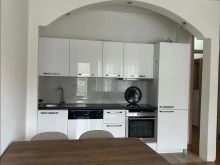 SHITET BANESA EKSKLUZIVE   Te Parku I Qytetit  / Slovenija