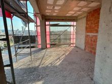 APARTAMENT NE SHITJE 1+1 SHKOLLA KUQE PAZARI RI