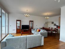 Apartament 4+1 me qira tek Garda!