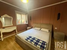 Jepet me qira apartament 2+1+2 me post parkimi prane Tregut
