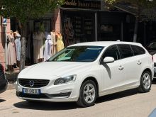 Volvo V60 2016 nafte automatike