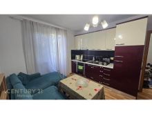 SHITET APARTAMENT 2+1, PËRBALLË ME SHKOLLEN \"HARRY FULTZ\"!