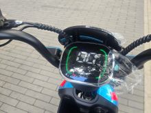 Skuter elektrik te Ri