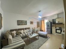 Shitet, Apartament 2+1+Verandë (I konvertuar), Fresku, Tiran