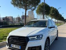 Shitet Audi Q7