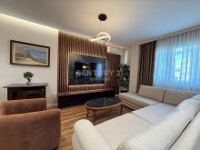 Apartament 2+1+2 Për Shitje në Rrugën Mine Peza, Tiranë