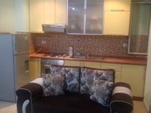 Jepet me qera apartament 1+1 i mobiluar