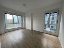 Shitet, Apartament 3+1+Post Parkimi, Fusha e Aviacionit