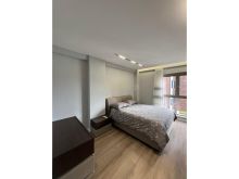 APARTAMENT ME QERA PRANE PAZARIT TE RI! 800 € /Muaj