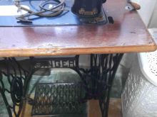 MAKINE QEPESE  ANTIKE  SINGER
