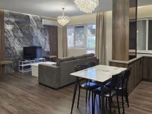 📌SHITET APARTAMENT 2+1+2 PRANË KOPSHTIT BOTANIK & XHAMISË