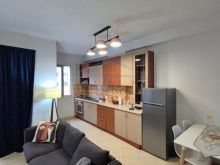 QIRA , APARTAMENT 2+1+2+POST PARKIMI , UNAZA E RE